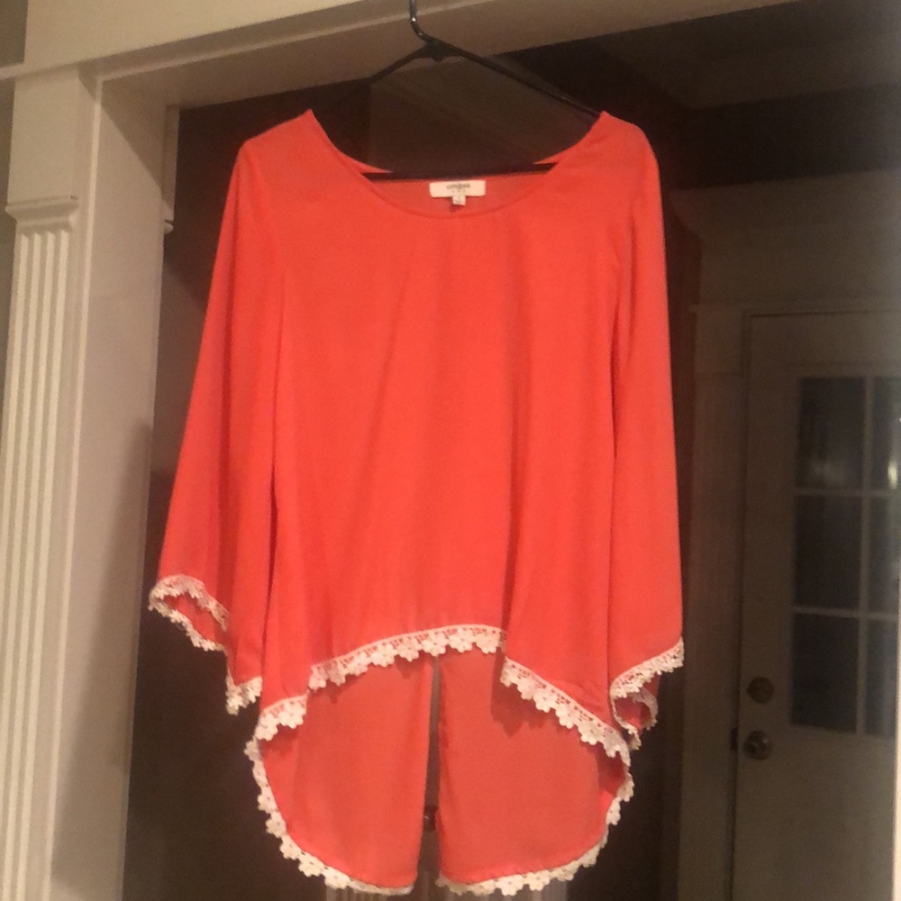Umgee blouse with lace .Small. Great condition!